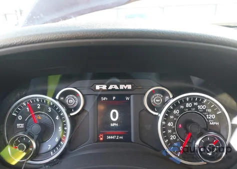 2020 Ram 2500 Tradesman 4X4 6'4 Box z USA, uszkodzony, nr VIN 3C6UR5CJ7LG303938